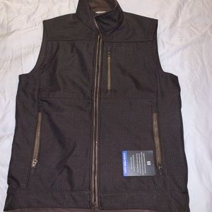 Men’s Cinch Vest